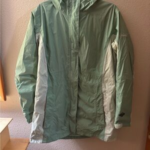 Columbia Green and White Women's Jacket